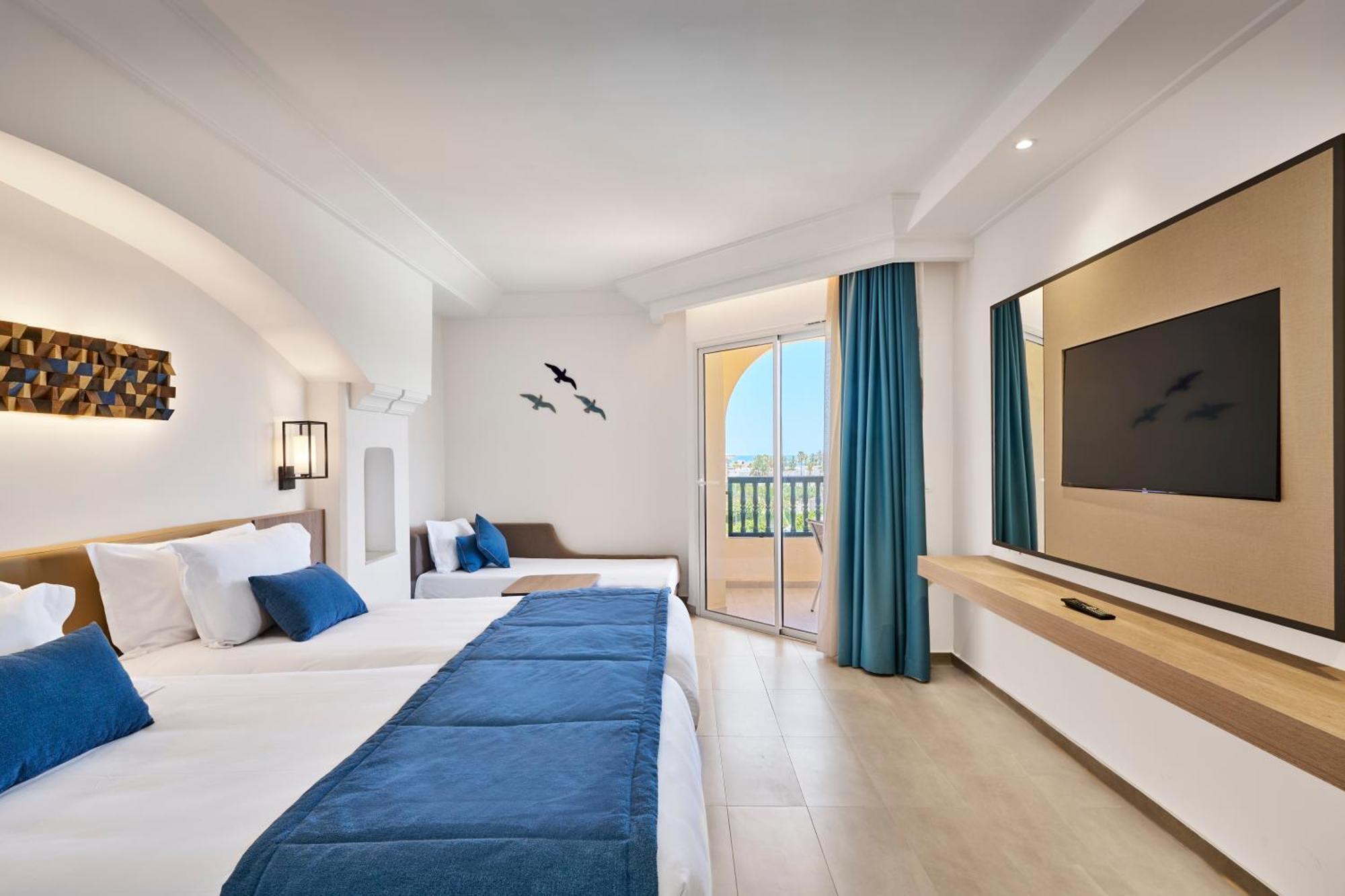 Tui Suneo Royal Kenz Hotel