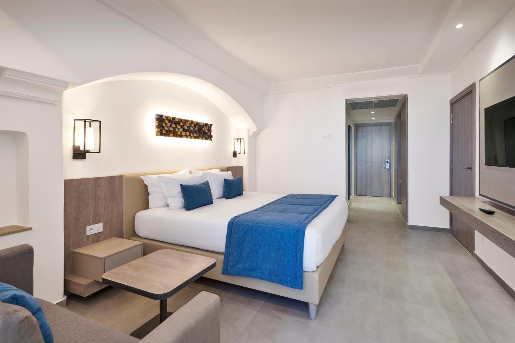 Hotel Tui Suneo Royal Kenz 4*
